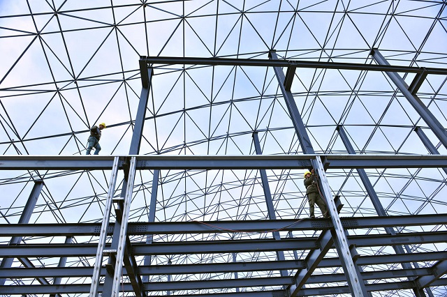 鋼結(jié)構(gòu)廠房的這些功能真好，企業(yè)老板會(huì)選擇它