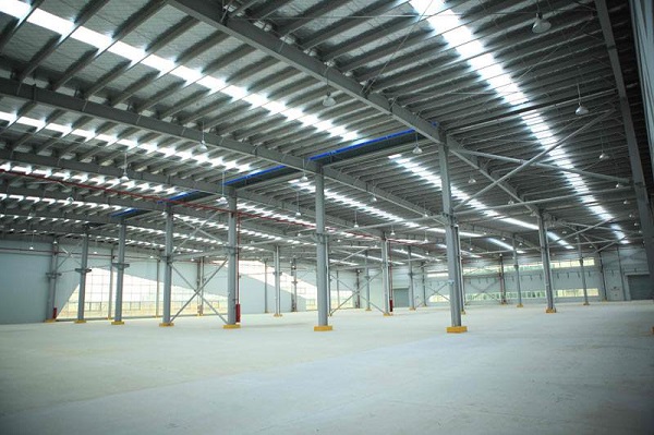 鋼結(jié)構(gòu)廠房為什么能抗震，原來全靠它支撐