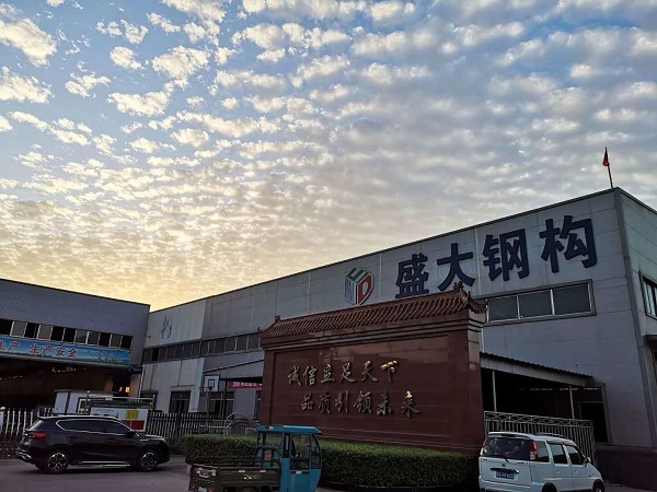 山西鋼結(jié)構(gòu)廠家工程施工中常見(jiàn)問(wèn)題處理（一