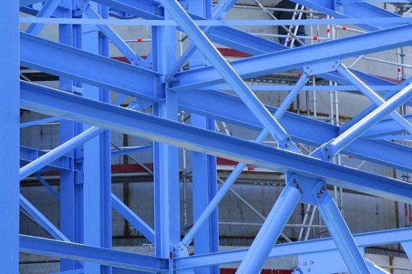 鋼結(jié)構(gòu)加工中，請注意構(gòu)件制作流程與細(xì)節(jié)