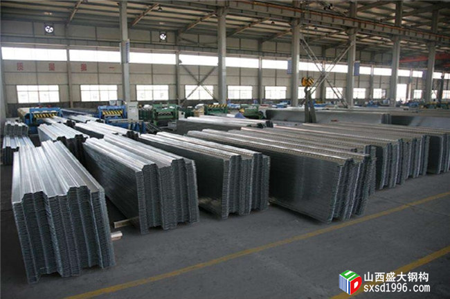 了解山西樓承板生產(chǎn)廠家定價，讓您在選購時心中有數(shù)-山西盛大鋼構(gòu)